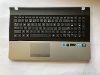 Original Samsung Tastatur mit Handauflage NP300 NP305 NP300E7A NP305E7A 300E7A QWERTY